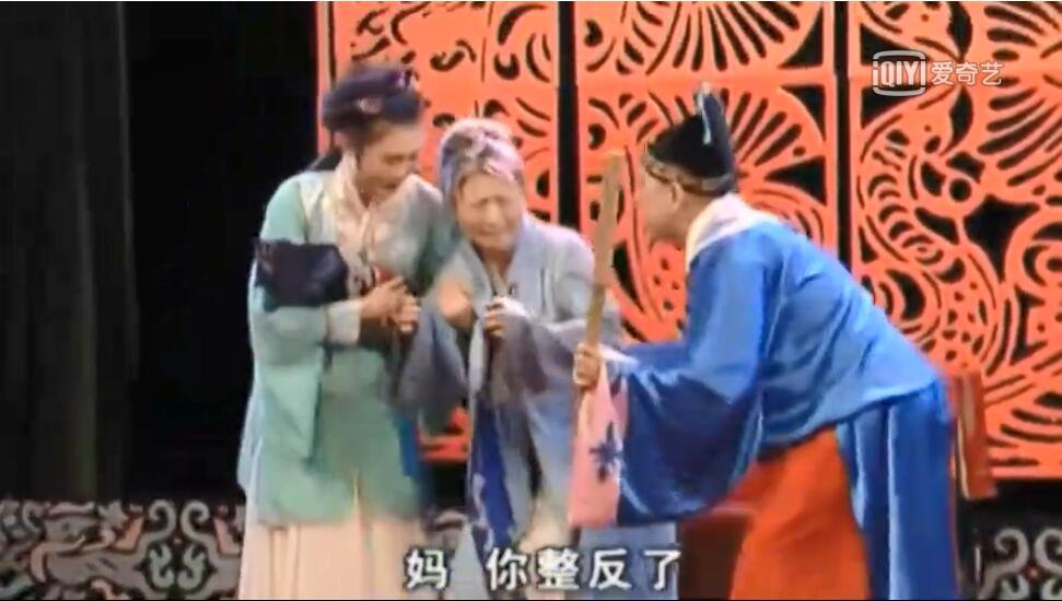 点击观看《经典二人转《刘云打母之赔礼》表演者：潘长江、闫学晶》